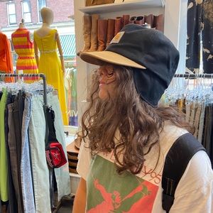 Meet your Posher, Calli